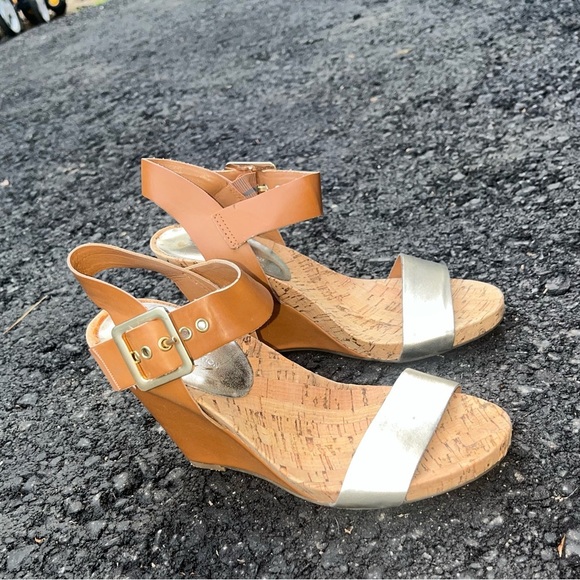 BCBG Tan and Silver Wedge Sandals with Ankle Strap - Picture 13 of 15